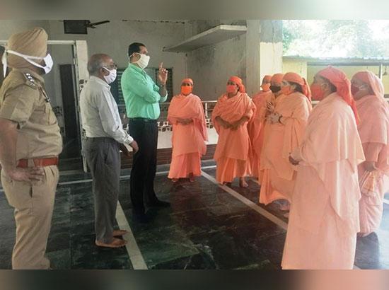 Babushahi News Imapct : Police and Civil officers visit Usha Mata Temple