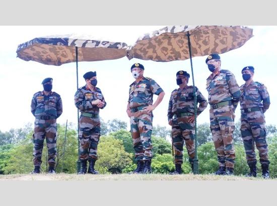 Army Commander Western Command visits Jalandhar, Beas and Suranassi military stations