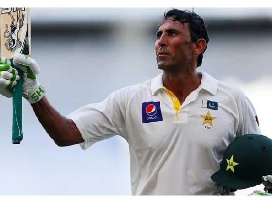 ‘Younis Khan held knife to my throat for offering batting advice’