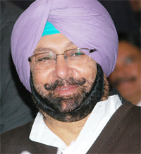 Congress to continue aata-daal scheme, free power to agriculture: Capt Amarinder  