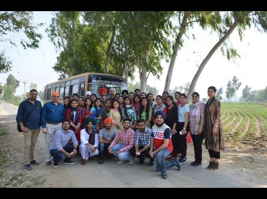 One-day cultural historical tour for students of Apeejay 
