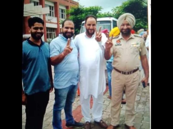 Patiala SHO faces probe for making victory sign on social media