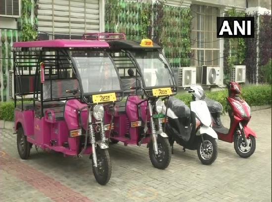 Ludhiana: E-vehicle manufacturers demand GST reduction on batteries