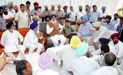 Badal slams UPA government  terminate a share wastage of money