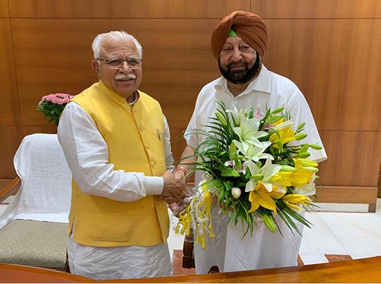 Captain meets Khattar, discusses Drugs and other Interstate issues , decide to  meet again