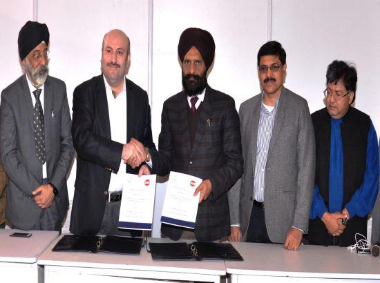 Machma Expo Day-2: CICU signs MoU with Turkish industry chamber