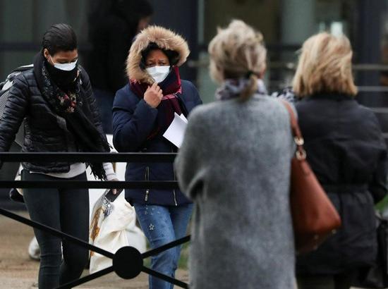 Coronavirus cases in France double to 38