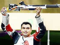Shooter Gagan Narang wins bronze medal in 10m air rifle 