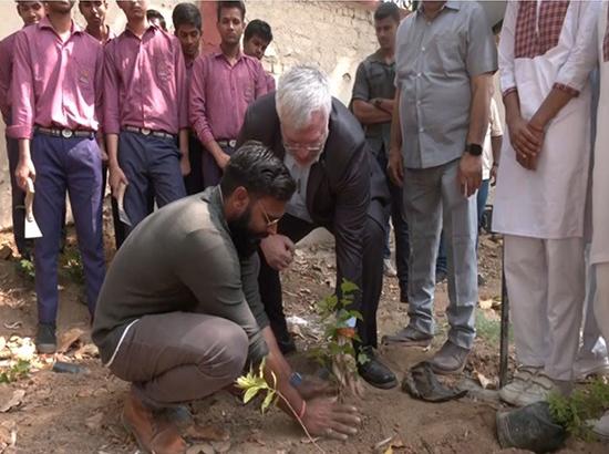 Delhi: Ambassador of Israel to India joins plantation drive on World Earth Day