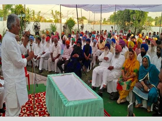 Badal’s inaction after sacrilege of Guru Granth Sahib raises questions on his intention: Jakhar
