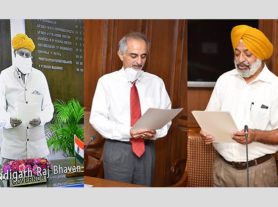 Governor Administers Oath To Chairman And Members Of Water Regulation Development Authority