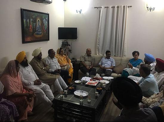 AAP Punjab divided house, 10 MLAs endorse apology move in Delhi meeting