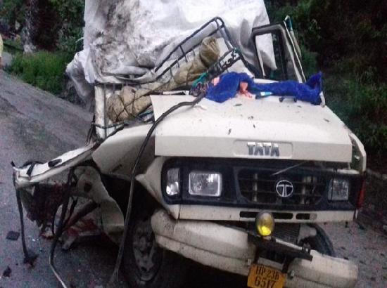 Himachal: 2 killed after boulders hit vehicles in Mandi