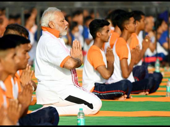 Modi says yoga can unite conflict-ridden world; record set in Kota