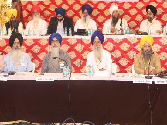 First Panthic Assembly calls Sikhs to boycott Badals