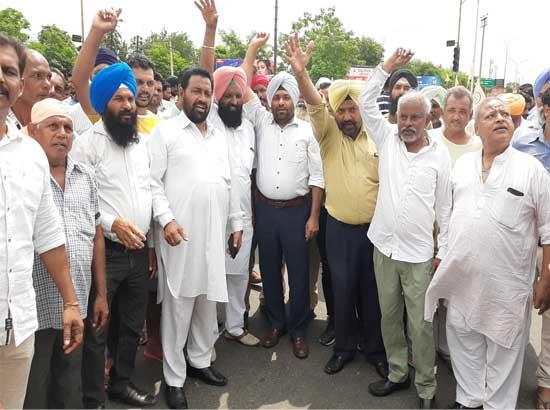 SC bodies stage nationwide ‘bandh’ to protest demolition of Guru Ravidas' temple