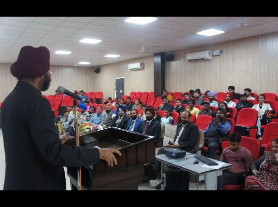 Seminar on ‘Scope of Print & Electronic Media in Foreign Nations’ organized in Lyallpur Khalsa College