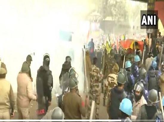 Police fire tear gas shells, lathi-charge at protesters break barricades in Delhi's Nangloi area