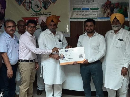 Tript Bajwa launches ‘Sarbat Sehat Bima Yojana” in Gurdaspur District
