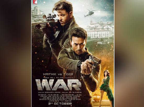 ‘War’ smashes records, mints whopping Rs 53.35 crore on day 1
