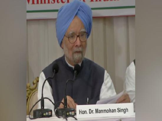 Manmohan Singh calls for national unity in response to China