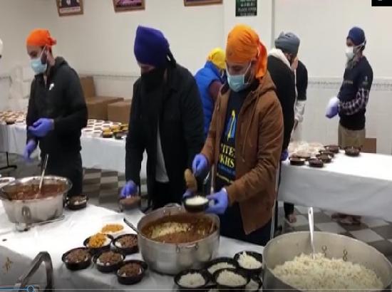 Sikhs prepare over 30,000 free meal packets for Americans in self-isolation