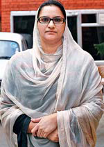 He\'s neither in Malerkotla nor campaigning for me : Razia Sultana  