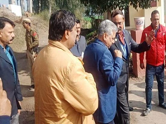 Kartarpur Corridor: Central team visits Dera Baba Nanak,takes stock of process of land acq