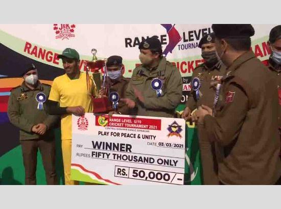J-K police organises 'play for peace' cricket tournament in Srinagar