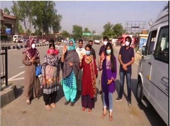 179 Pakistan nationals, stranded in India due to lockdown, repatriated via Attari-Wagah border