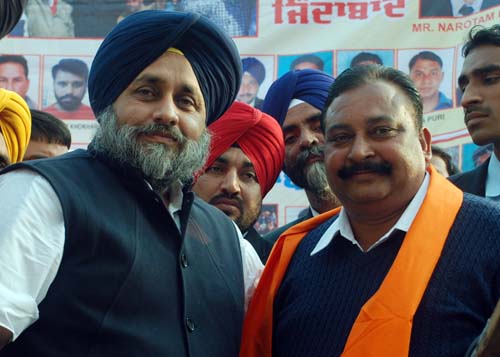 Amrinder set to repeat SS Ray experience in Punjab : Sukhbir