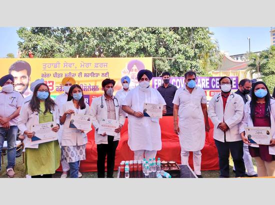 Sukhbir Badal lauds services of SAD MLA for COVID patients