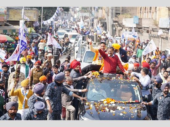 Kejriwal & Bhagwant Mann campaign for AAP candidates in Amritsar