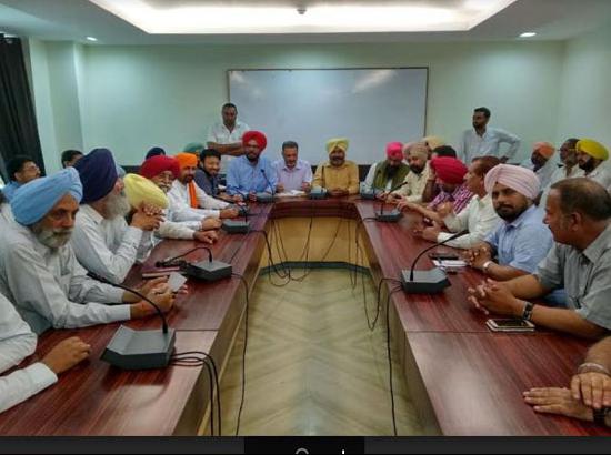  Resignations of Bhagwant Mann and Aman Arora rejected by senior leadership of AAP Punjab