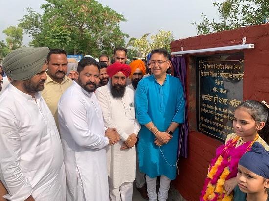 Minister Aman Arora lays foundation of development projects worth lakhs in Elwal and Tungan