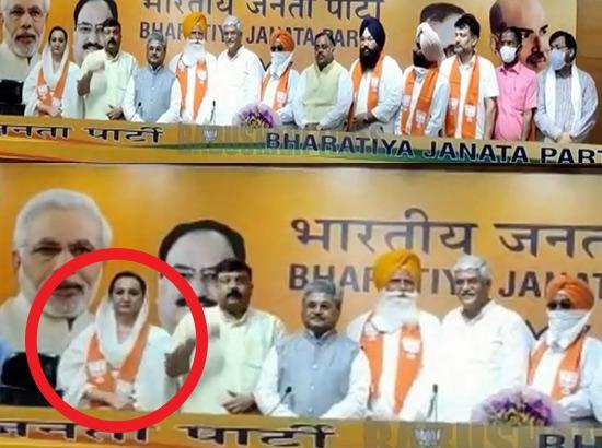 5 SAD leaders among 6 from Punjab joins BJP (Watch Video)