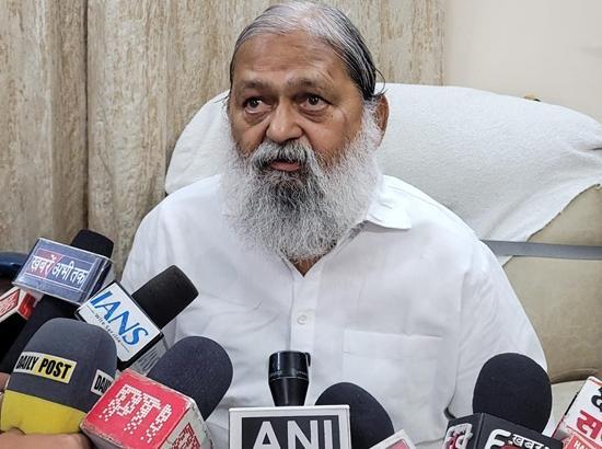 Anil Vij warns TV channels on Siren broadcasts