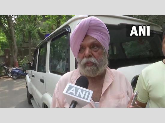 Punjab Police punched me in the face, claims Bagga's father
