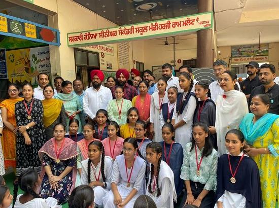 Minister Dr. Baljit Kaur honors students who stood first in Class 10 examination