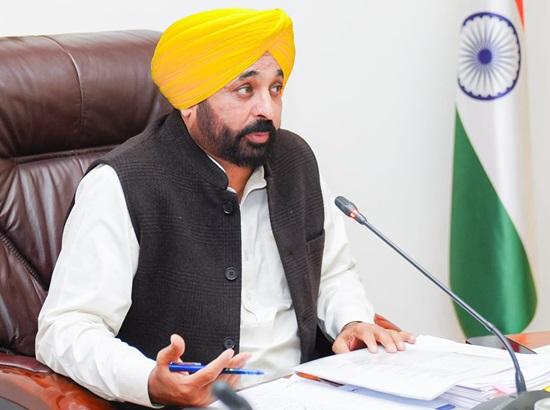 Governor is new to the state, let him meet everybody including officers-Bhagwant Mann on Governor's meeting with his officers 