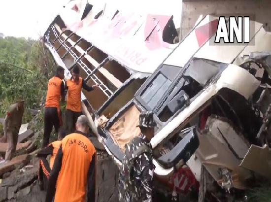 J-K: Death toll in Jammu bus accident mounts to 10