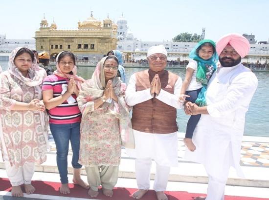 MP Chaudhary Santokh Singh along with family pays obeisance at Darbar Sahib, Ram Tirath and Durgiana Mandir

