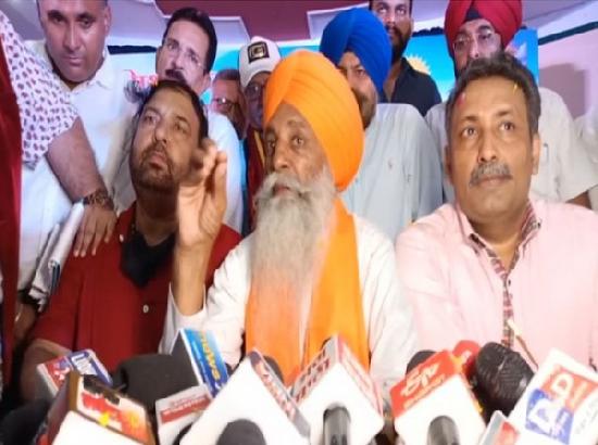 Gurnam Chaduni attends traders meeting in Ludhiana, traders pledge support to farm leader