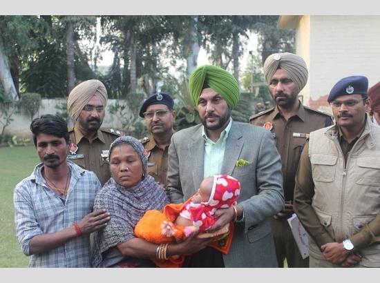 Ludhiana Police arrests couple for kidnapping infant, hands over baby boy safely to parents