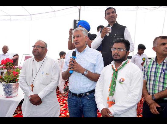 Jakhar, Raninder lash out at BJP for its communally divisive policies