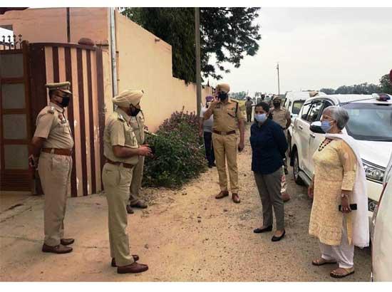 DC, SSP visit villages to motivate employees and check security measures
