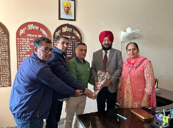 Harbhagwant Singh assumes charge of District Education Officer (S.E.), Hoshiarpur