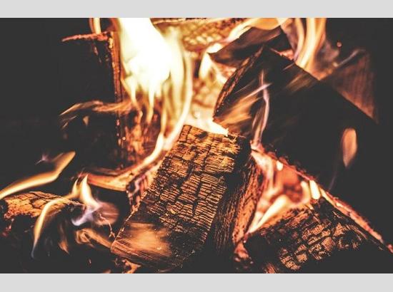 Lohri 2022: Go eco-friendly with these smokeless bonfire tips