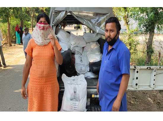 Administration distributes 3000 dry ration packets in Jalandhar to the needy people 