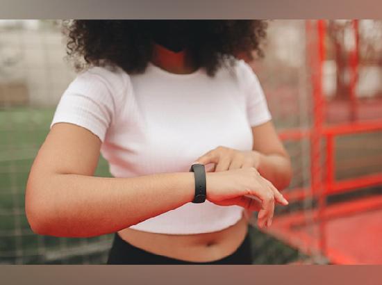 Research: Fitness trackers discover connections between exercise, mental health